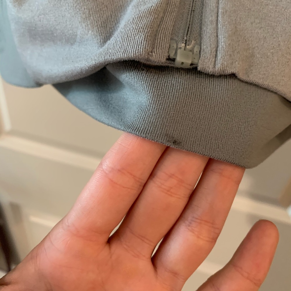 ASICS gray jacket - Picture 4 of 6